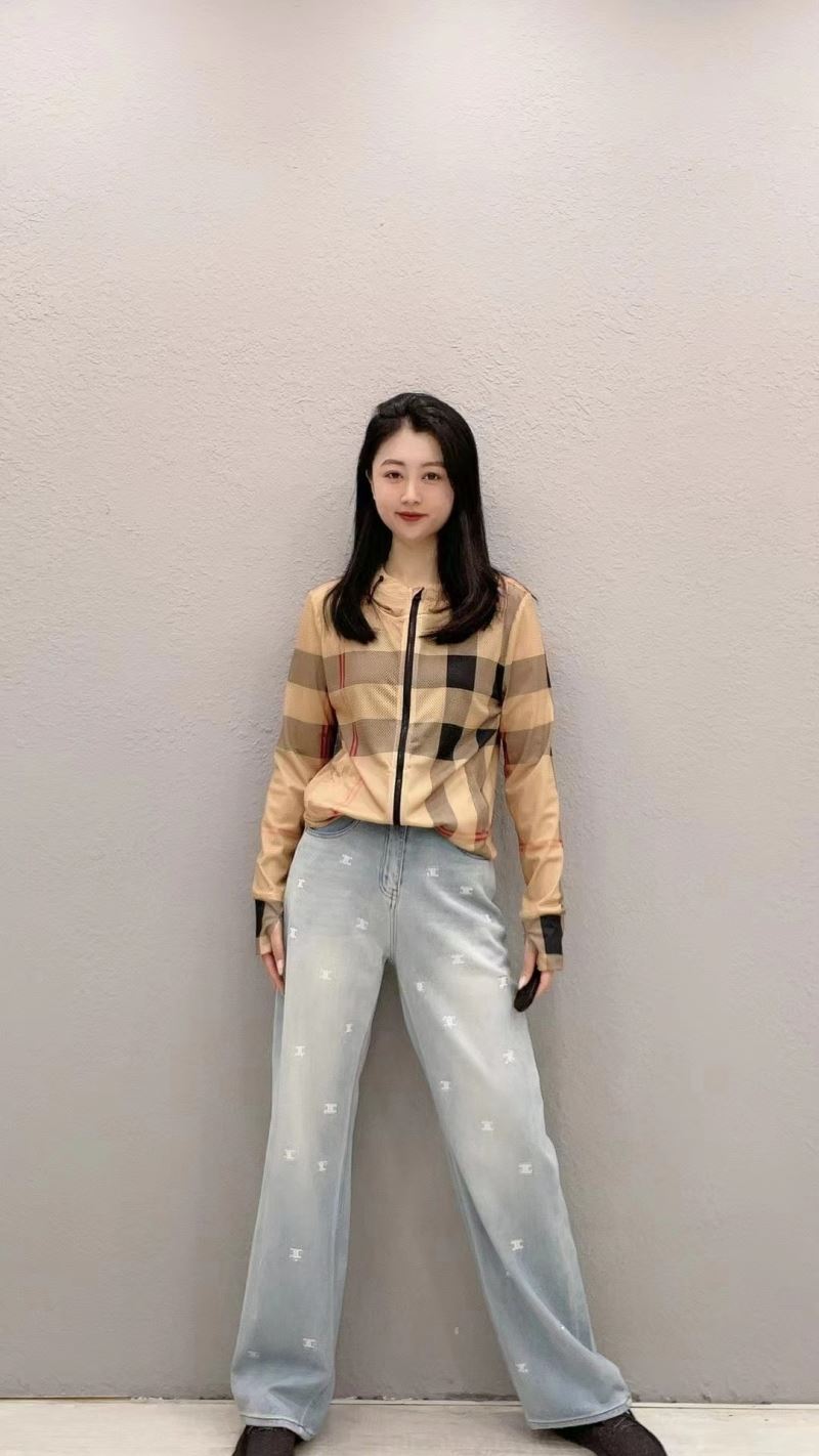 Burberry Outwear